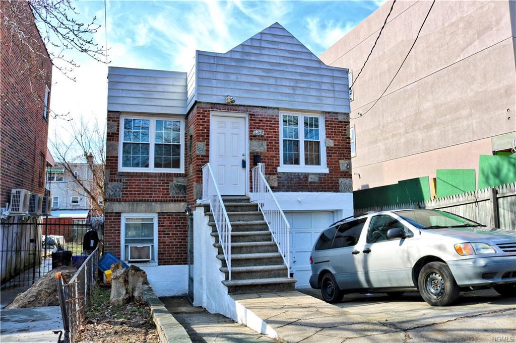 3215 Pearsall Avenue - Photo 1
