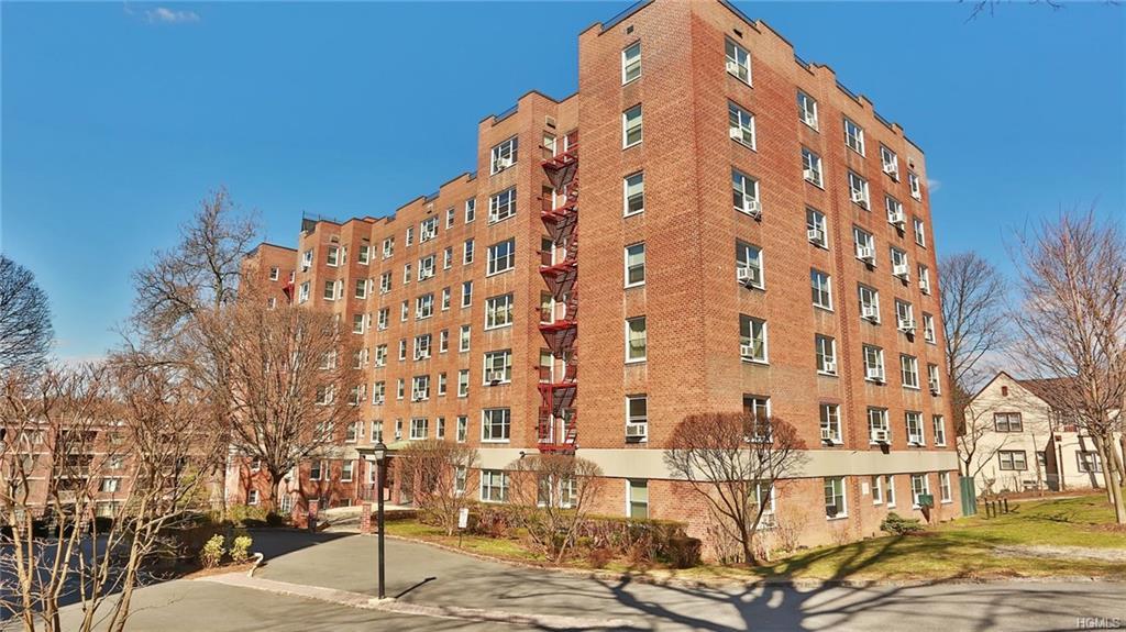 290 Collins Avenue - Photo 1