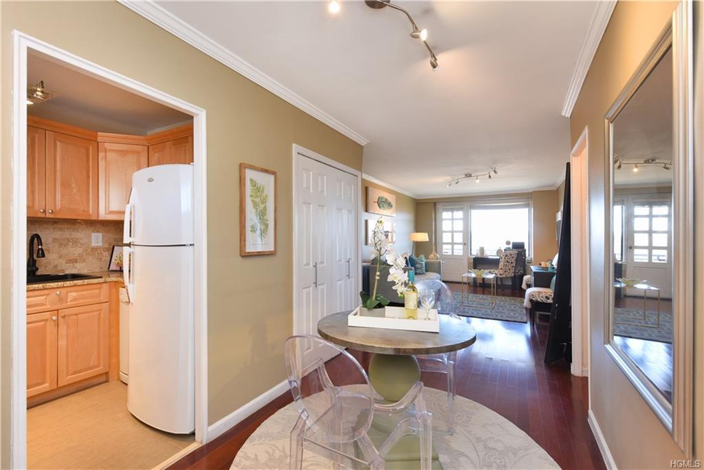 4705 Henry Hudson Parkway - Photo 1