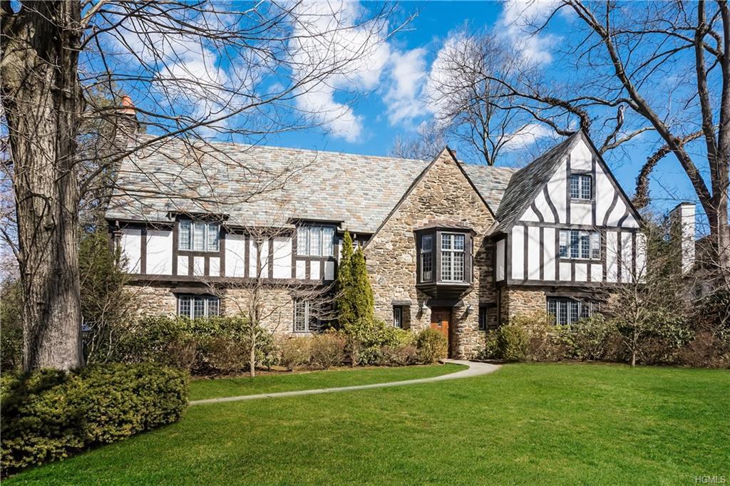 21 Highland Way - Photo 1