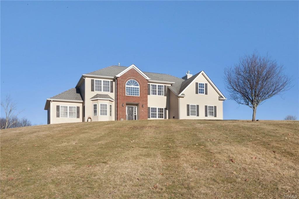 17 Danielle Drive - Photo 1