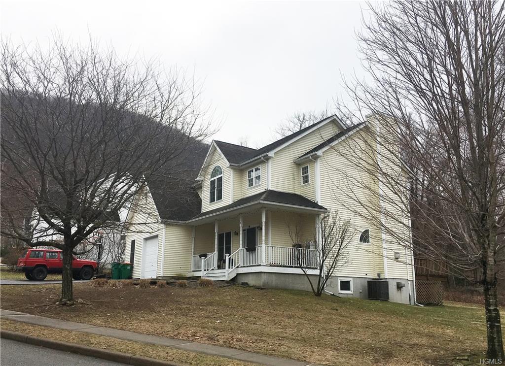 8 Exeter Circle - Photo 1