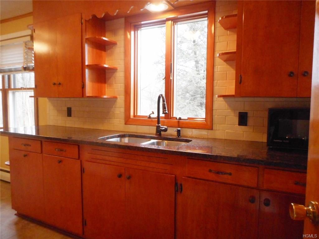 433 Neversink Drive - Photo 1