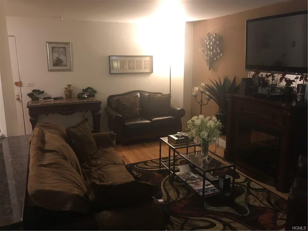 971 Jerome Street - Photo 1