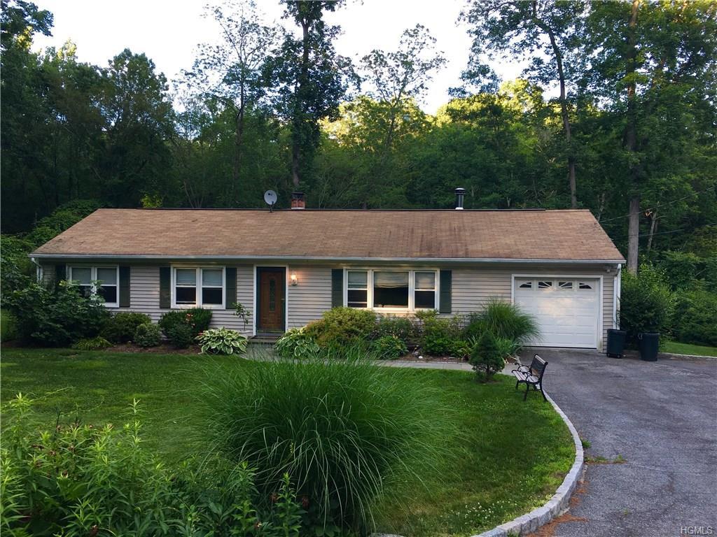 7 Woodland Drive - Photo 1