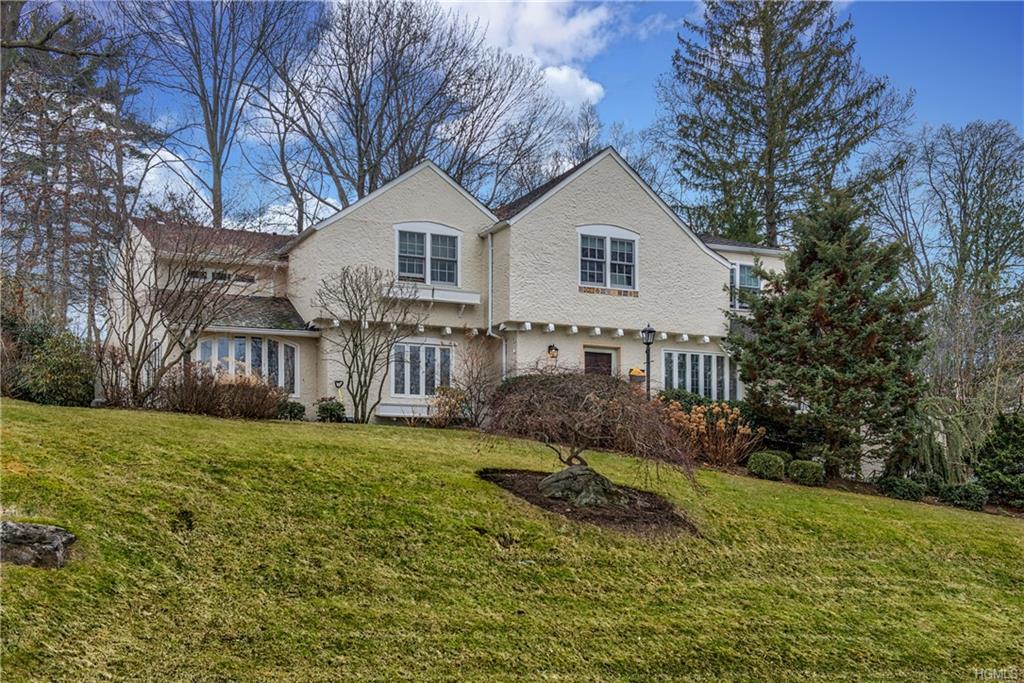 155 Trenor Drive - Photo 1