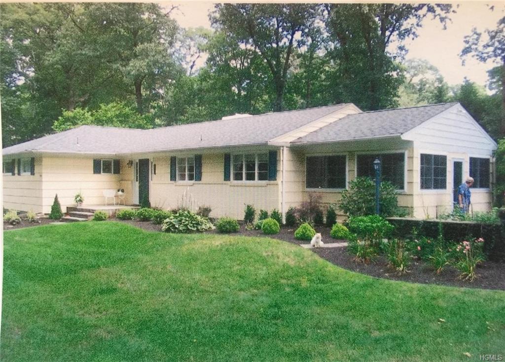 135 Dogwood Lane - Photo 1