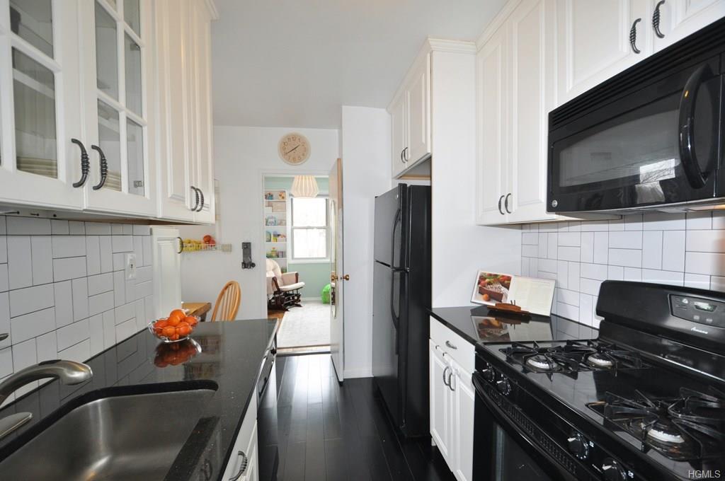 260 Garth Road - Photo 1