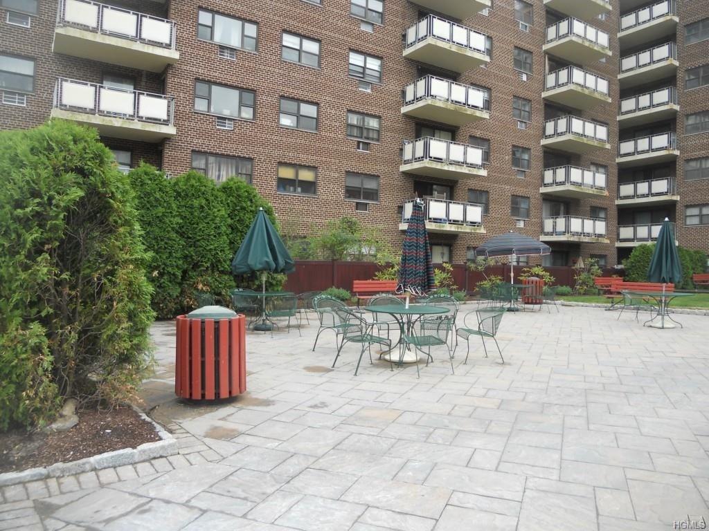 100 Diplomat Drive - Photo 1