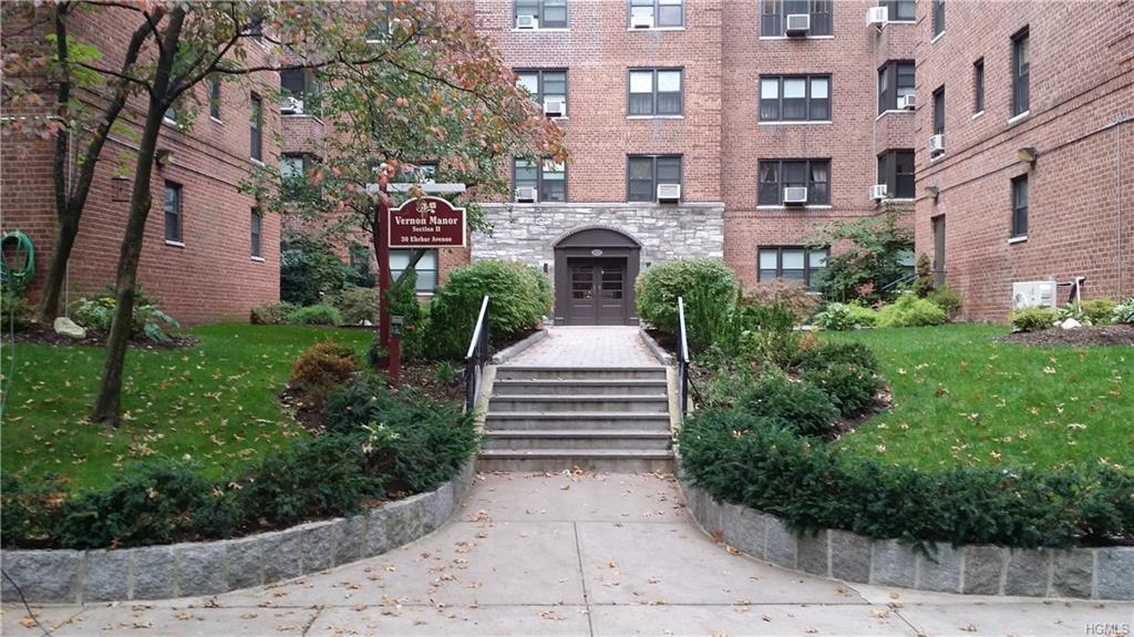 30 Ehrbar Avenue - Photo 1