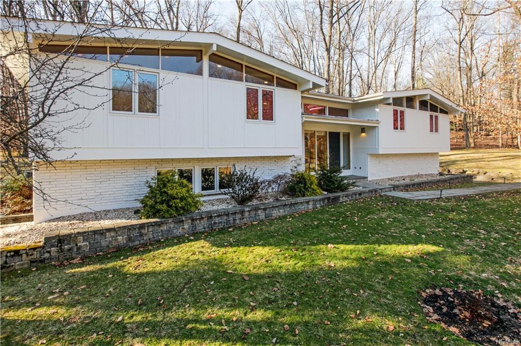40 Holly Place - Photo 1