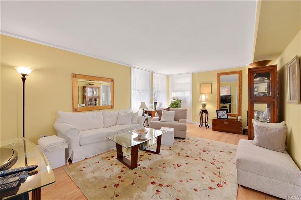 1346 Midland Avenue - Photo 1