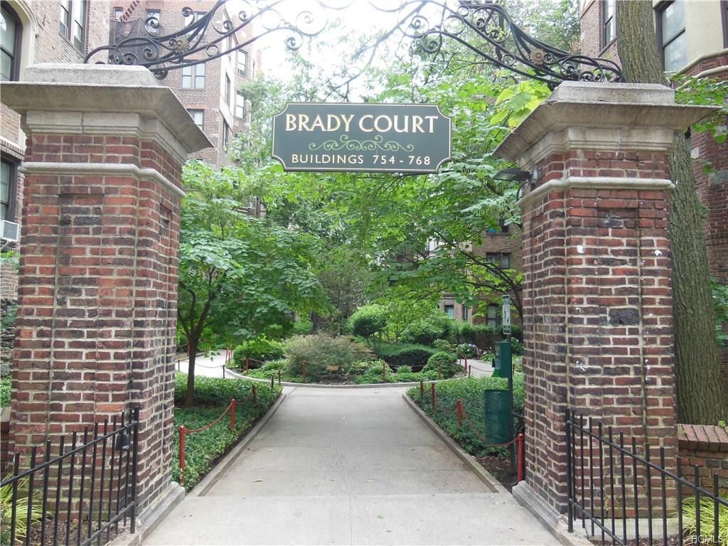 754 Brady Avenue - Photo 1