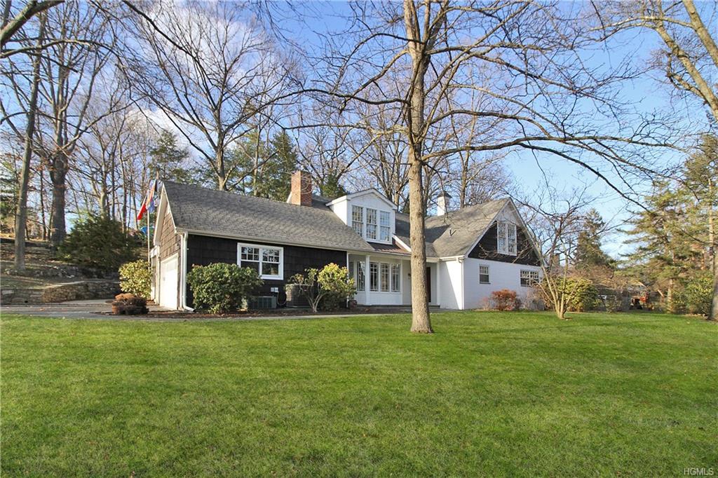 21 Lakeview Avenue - Photo 1