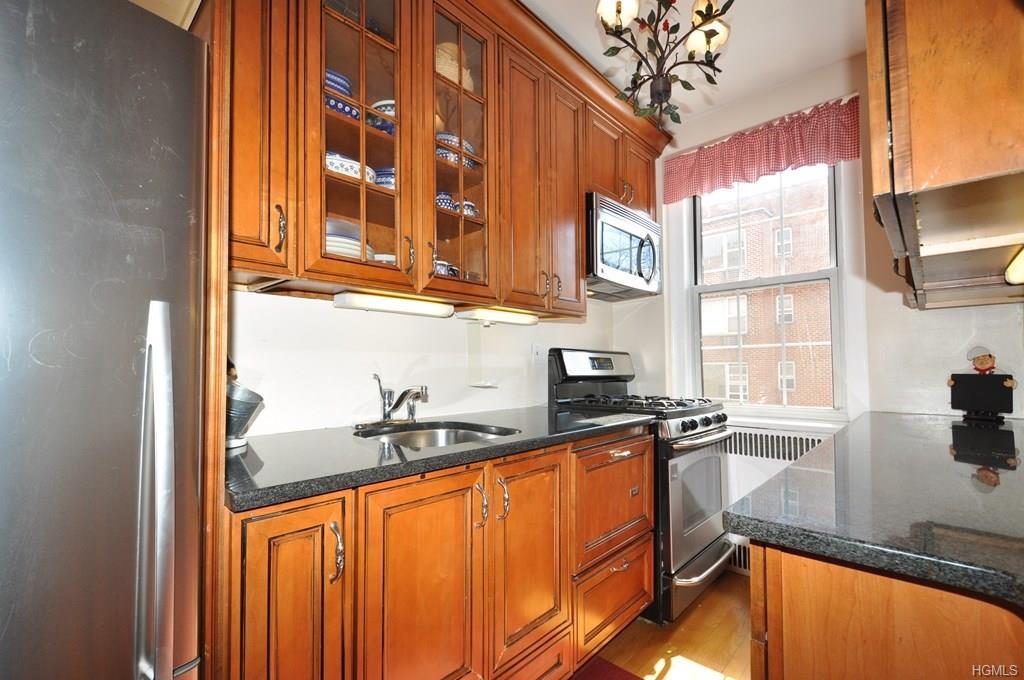 253 Garth Road - Photo 1
