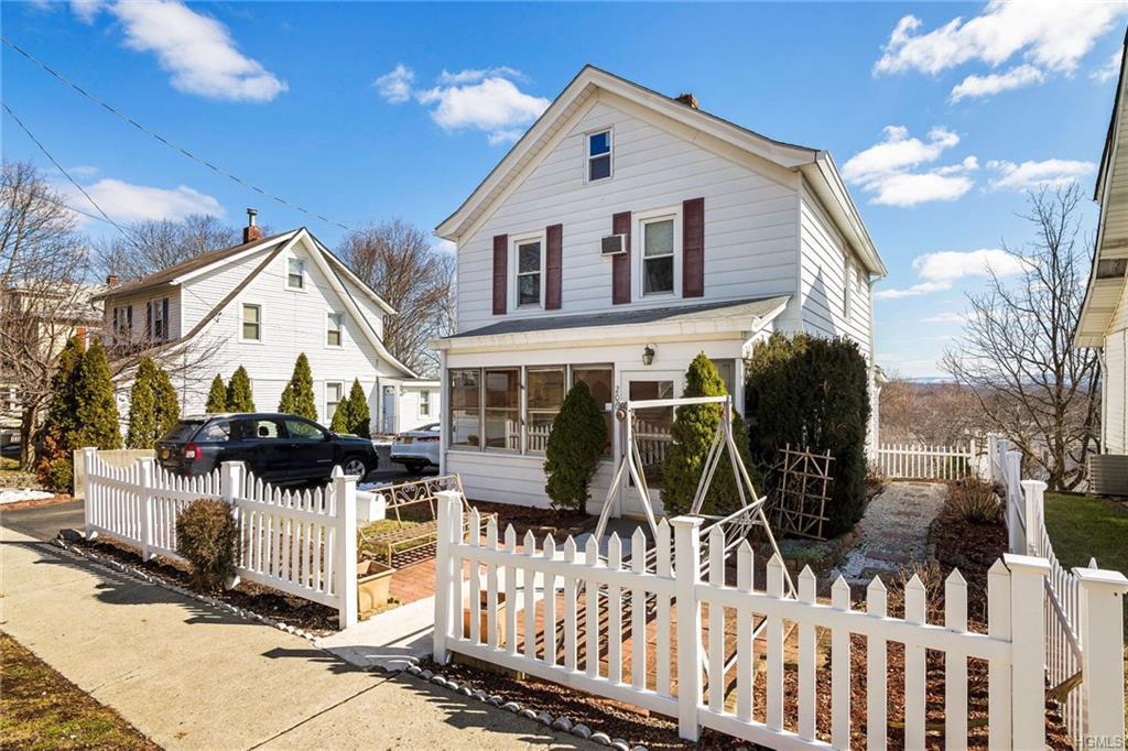 206 Prospect Avenue - Photo 1