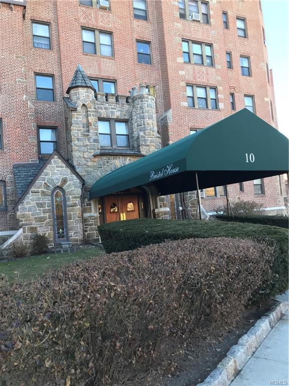 10 Nosband Avenue - Photo 1