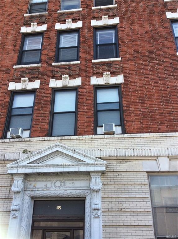 92 Hamilton Avenue - Photo 1