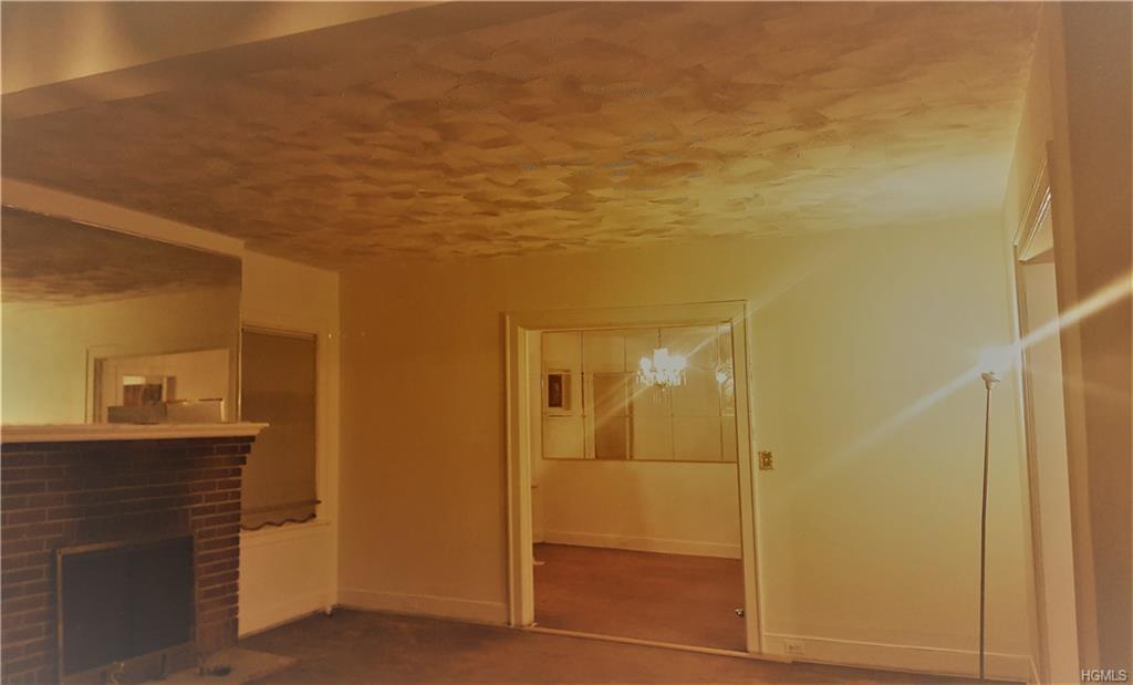 23 Beekman Avenue - Photo 1