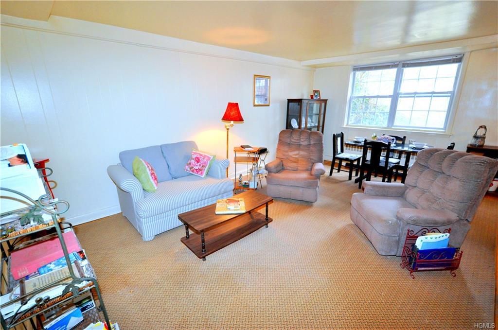 15 Fieldstone Drive - Photo 1