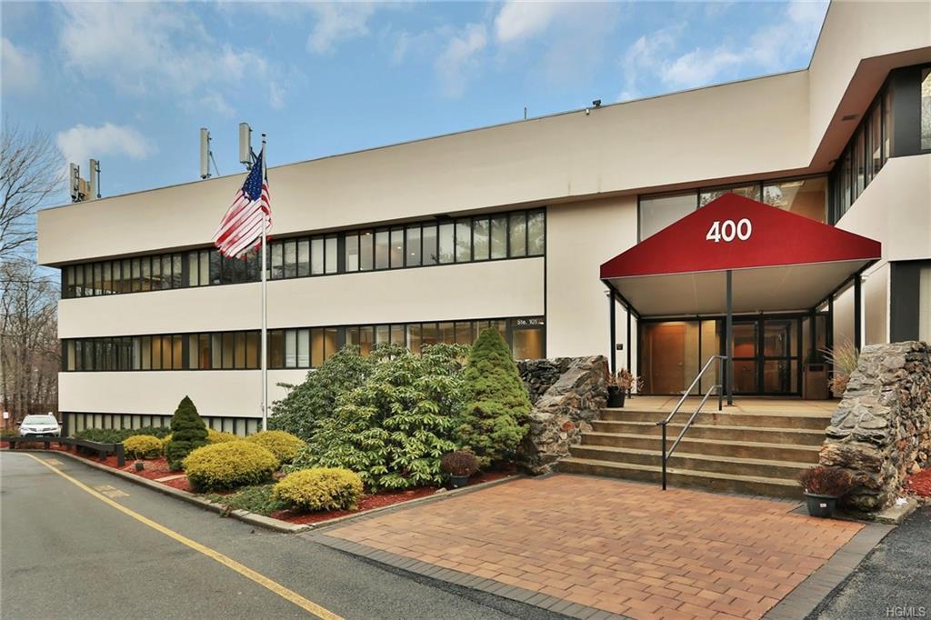 400 Executive Boulevard - Photo 1
