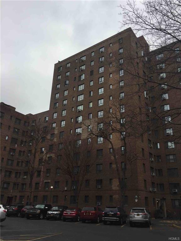 1970 Tremont Avenue - Photo 1