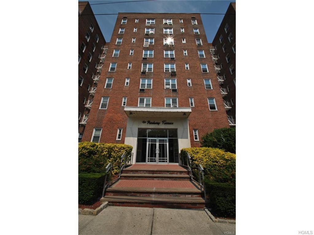 43 Bronx River Road - Photo 1