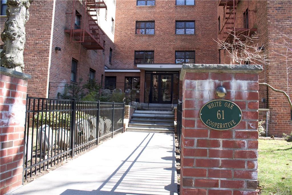 61 White Oak Street - Photo 1