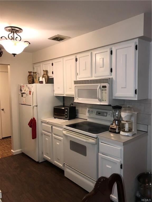 337 Richard Court - Photo 1