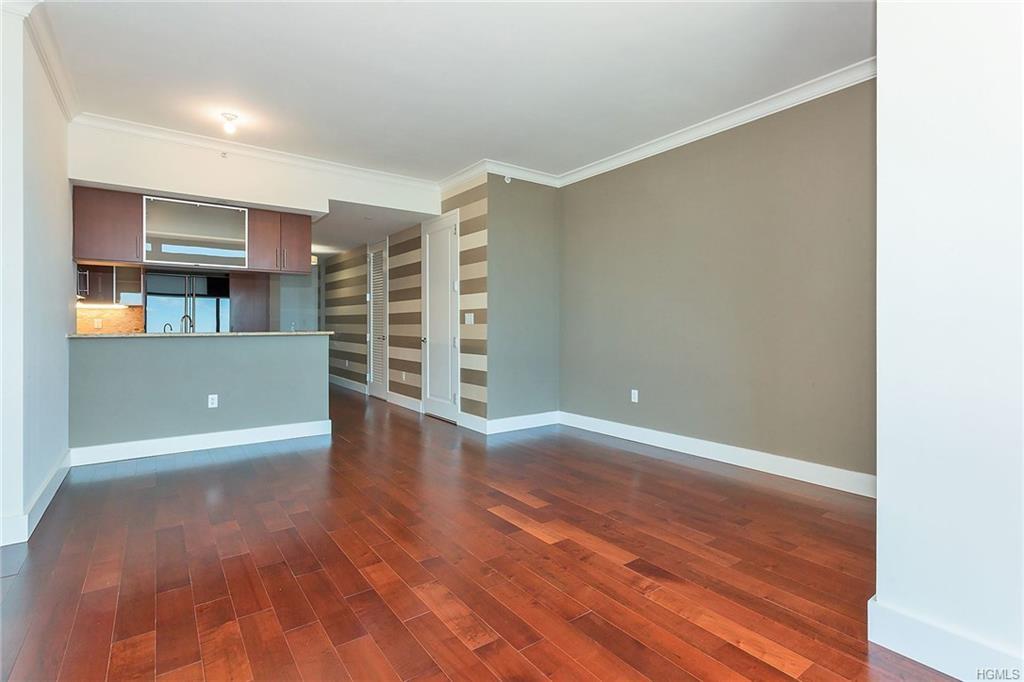 175 Huguenot Street - Photo 1