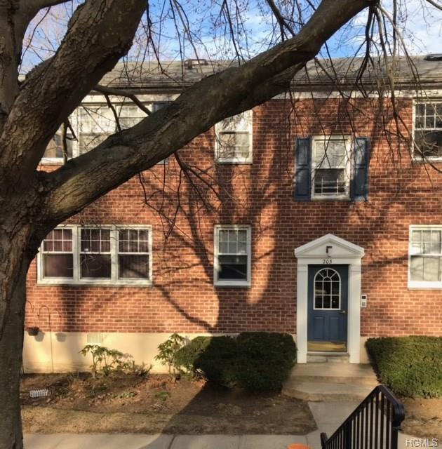 205 Columbus - Photo 1