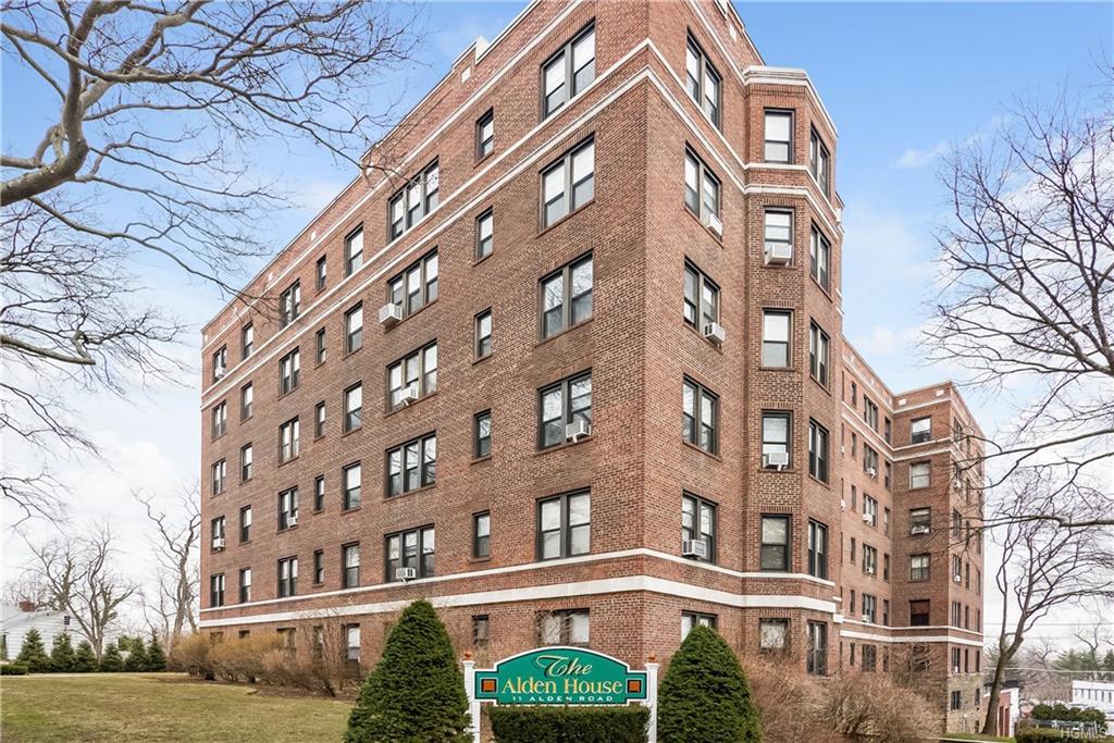 11 Alden Road - Photo 1