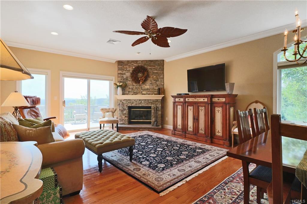 889 Heritage Hills Drive - Photo 1