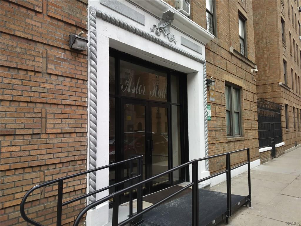 2187 Holland Avenue - Photo 1