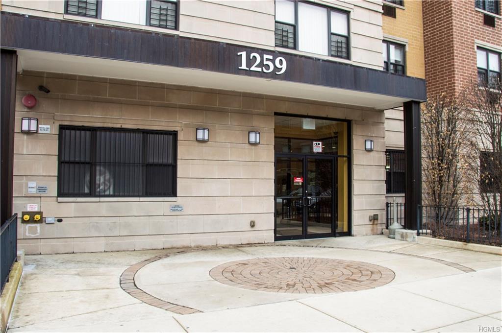 1259 Grant Avenue - Photo 1