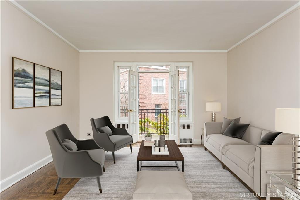 4 Midland Gardens - Photo 1