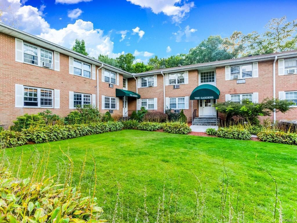 260 West Street - Photo 1