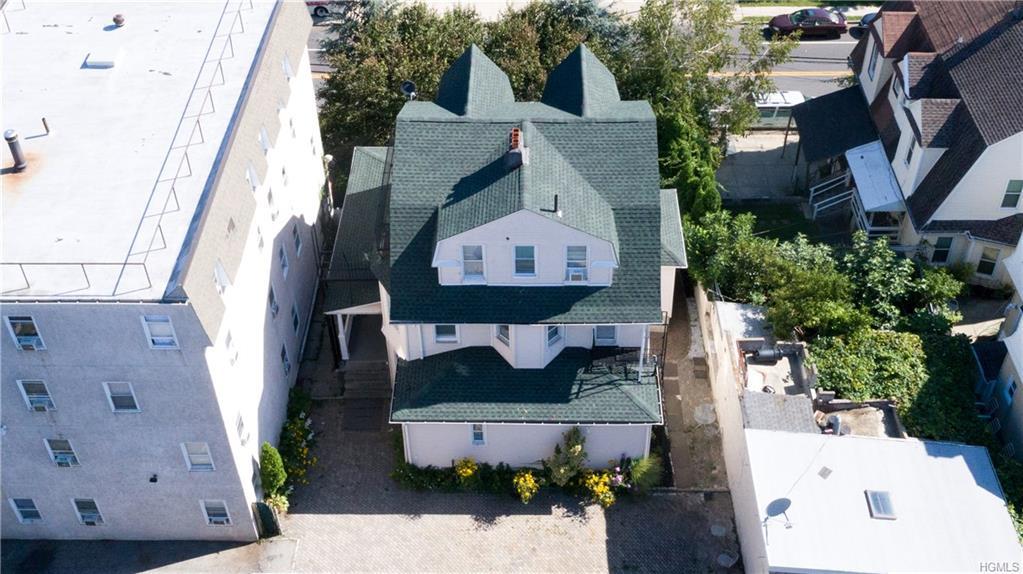 39 Echo Avenue - Photo 1