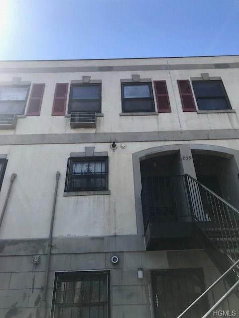 839 Underhill Avenue - Photo 1