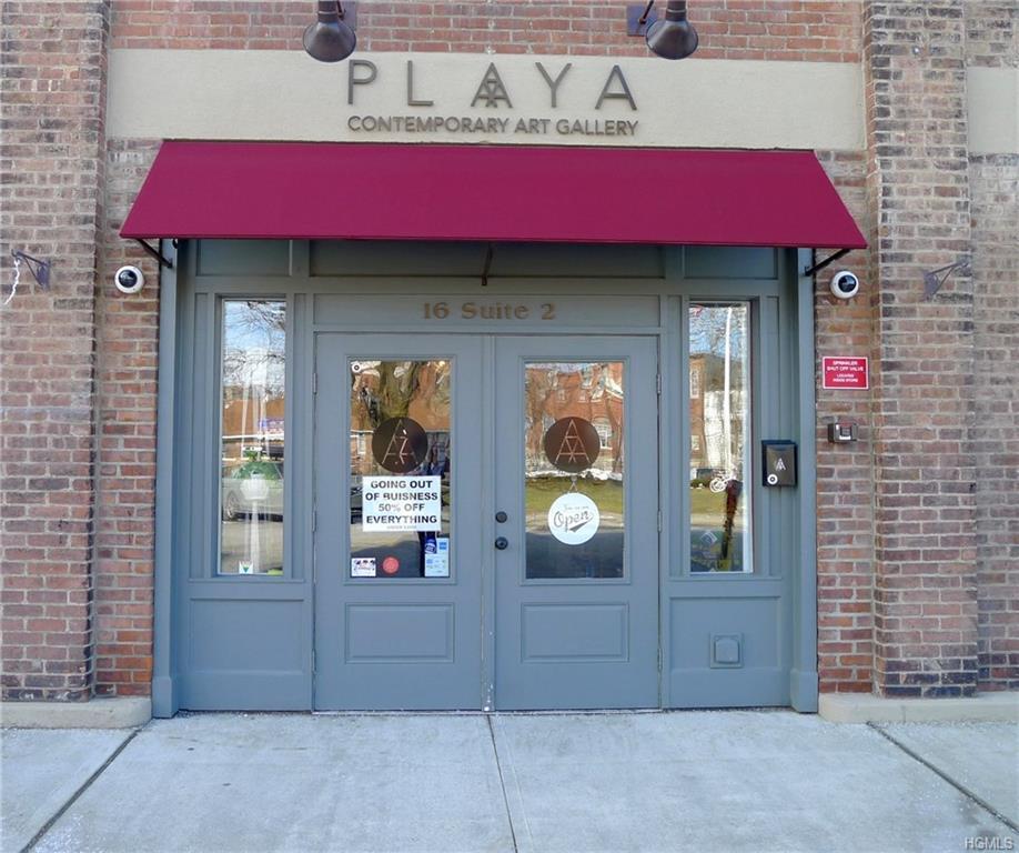 16 Railroad Avenue - Photo 1