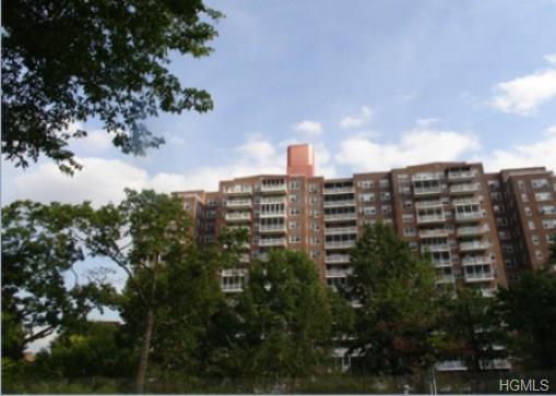 3530 Henry Hudson Parkway - Photo 1