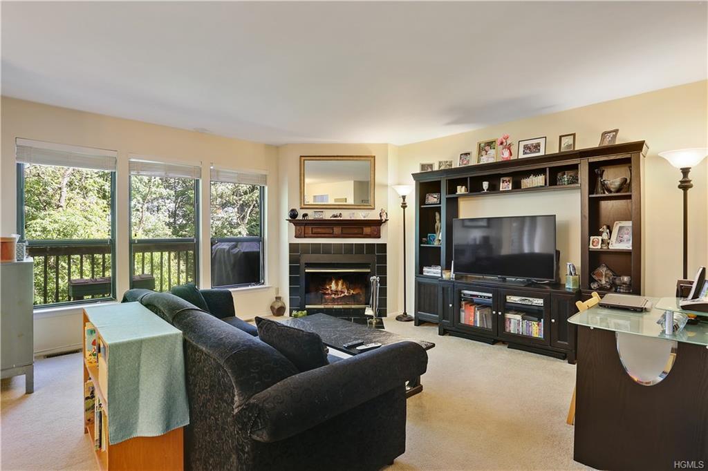 302 Chase Court - Photo 1