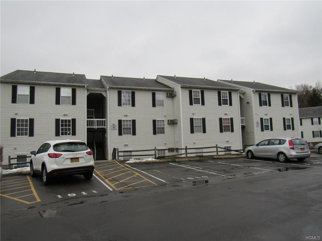 19 Lexington Hill - Photo 1