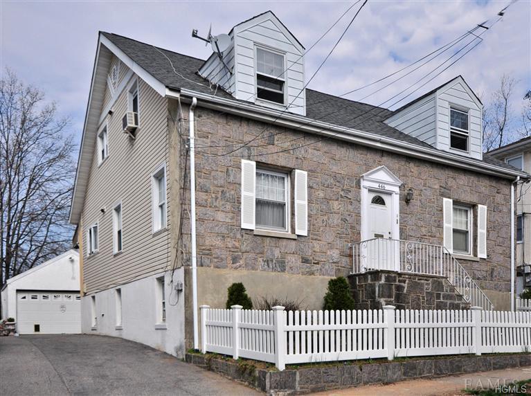 446 Terrace Avenue - Photo 1