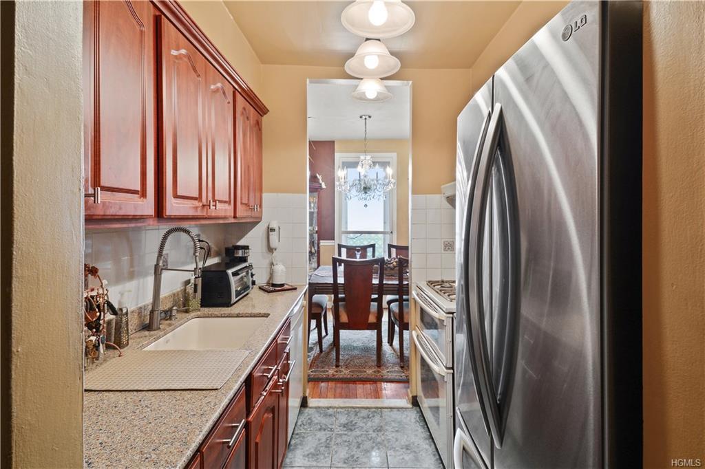 1300 Midland Avenue - Photo 1
