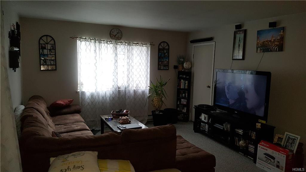 417 Fox Run - Photo 1