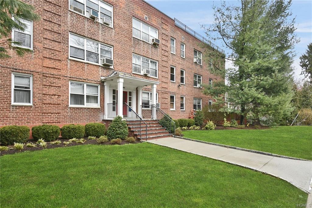 811 Palmer Road - Photo 1