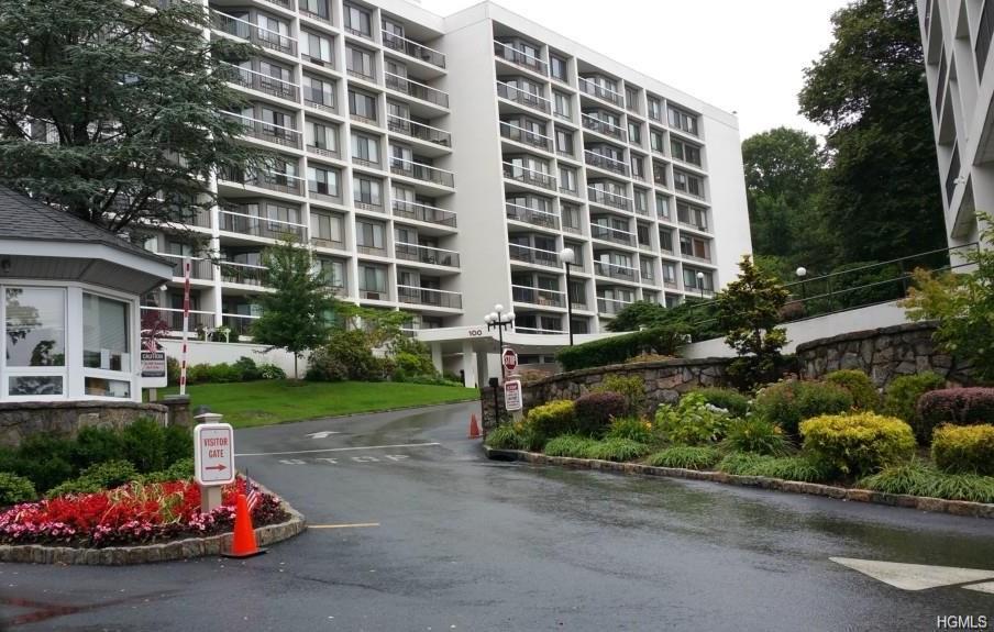 300 High Point Drive - Photo 1
