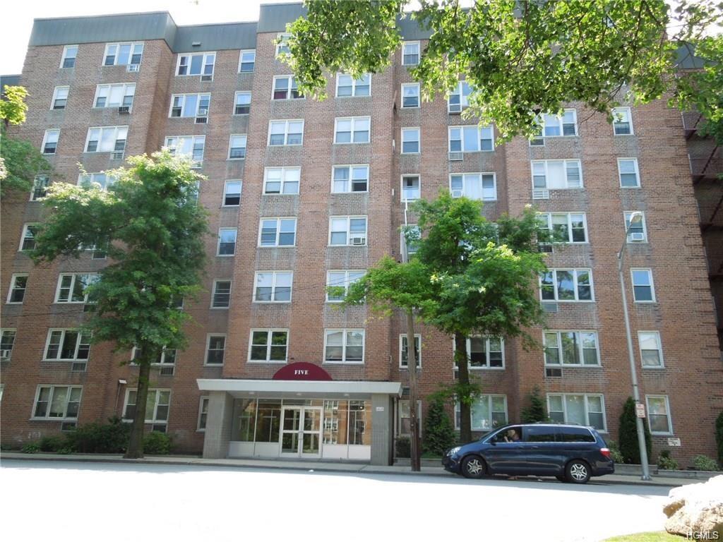 5 Sadore Lane - Photo 1