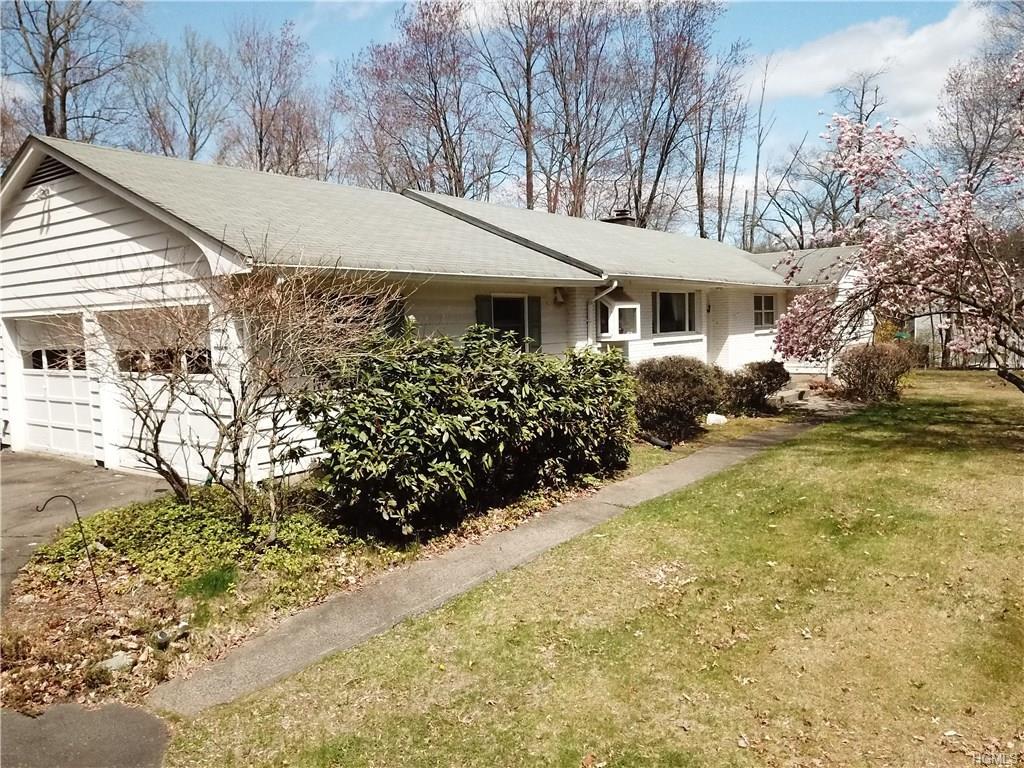 2 Little Brook Lane - Photo 1